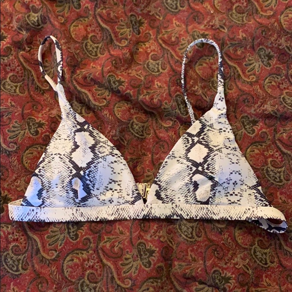 Soft snake print triangle top